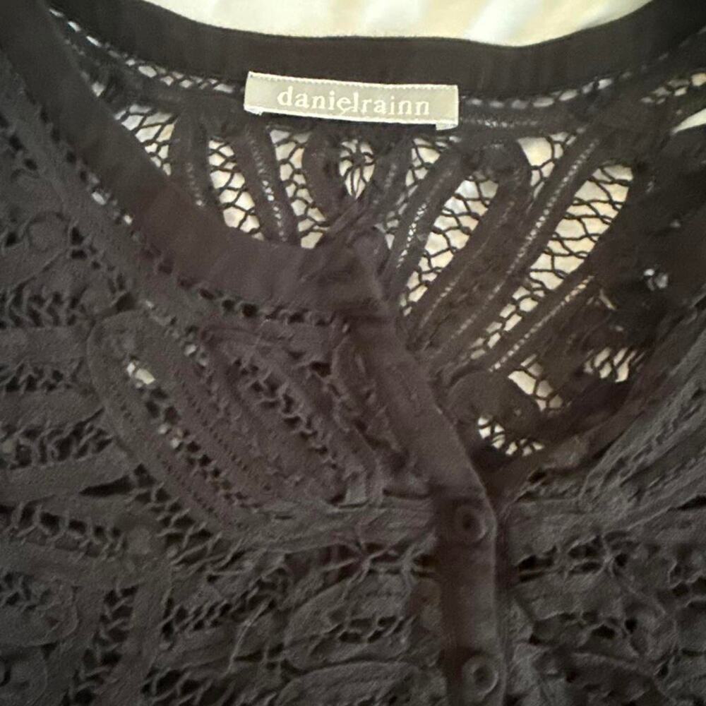 Black cotton blouse with lace detail neckline - Picture 3 of 3